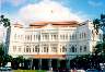 Eins der wenigen sehenswerten Häuser in Singapur: Raffles Hotel.