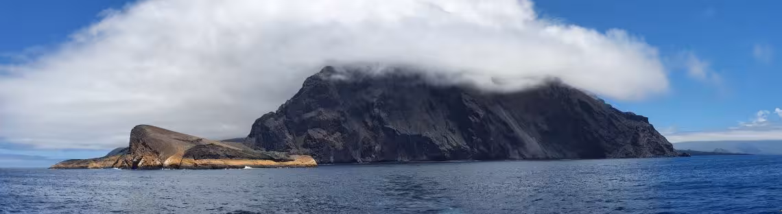 Punta Vicente Roca, Isla Isabela, Galapagos