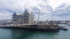 Über die Clocktower Bridge geht es ins Herz der V&A Waterfront.