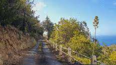 Über abenteuerliche Wege fahren wir zunächst nach Glencot für einen mittelmäßig erfolgreichen Drohnenflug.