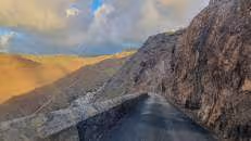 Von Half Tree Hollow geht es über die größtenteils einspurige Ladder Hill Road zurück nach Jamestown. Während des abendlichen Berufsverkehrs kann das schon mal eine halbe Stunde dauern, da die bergauf fahrenden Fahrzeuge Vorfahrt haben.