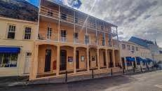 ... und das Postamt gleich daneben.