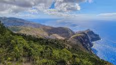 Auf dem Flagstaff Hill (688 m) ergattern wir unseren ersten Stempel und haben einen Monsterblick auf den Atlantik.
