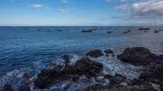 Ruhig dümpeln die Boote im Hafen von Jamestown in der Dämmerung.